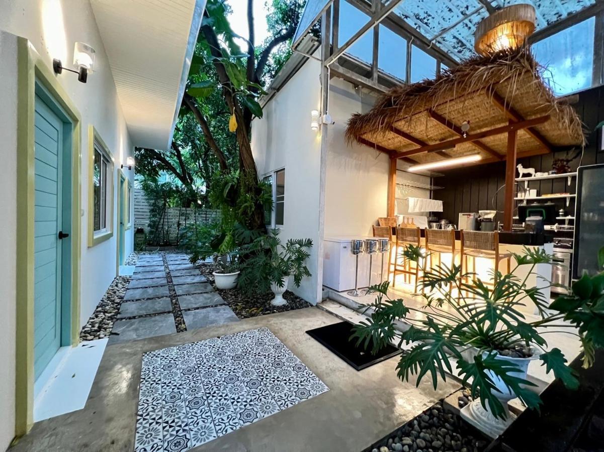 Warm White Hua Hin House酒店 外观 照片